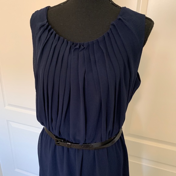 👗 Beautiful Blue Dress 👗 - Picture 3 of 16